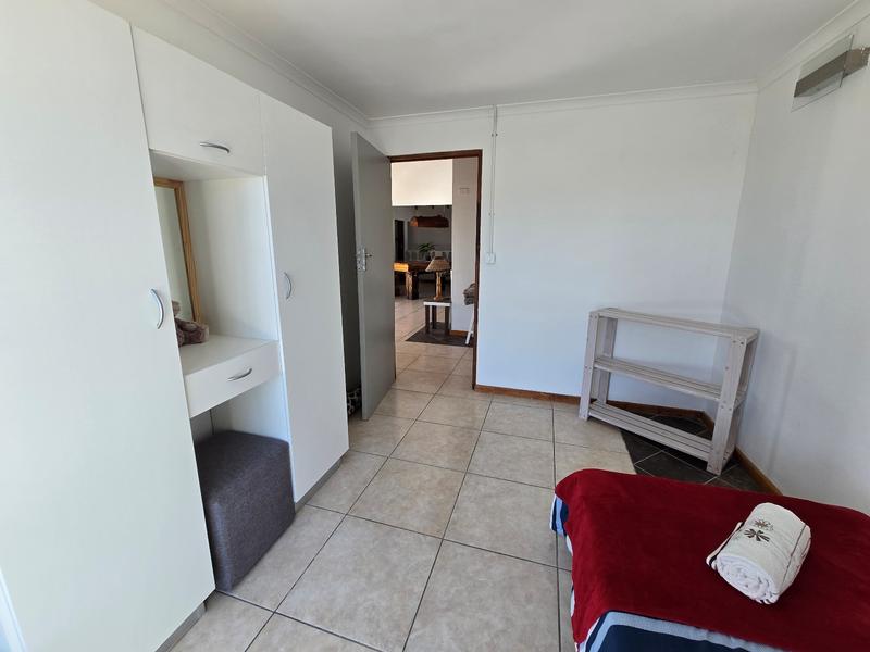 5 Bedroom Property for Sale in Golden Mile Western Cape